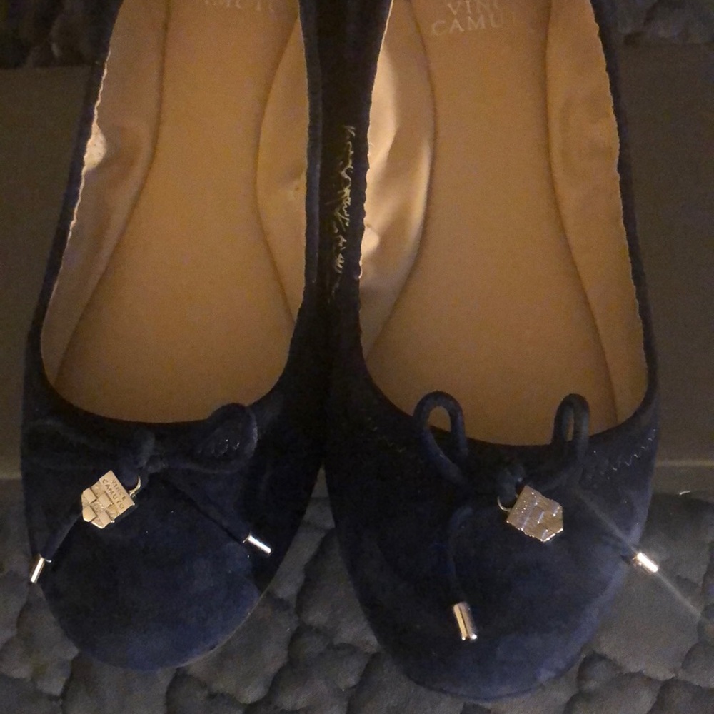Shoes - Picture 3 of 5